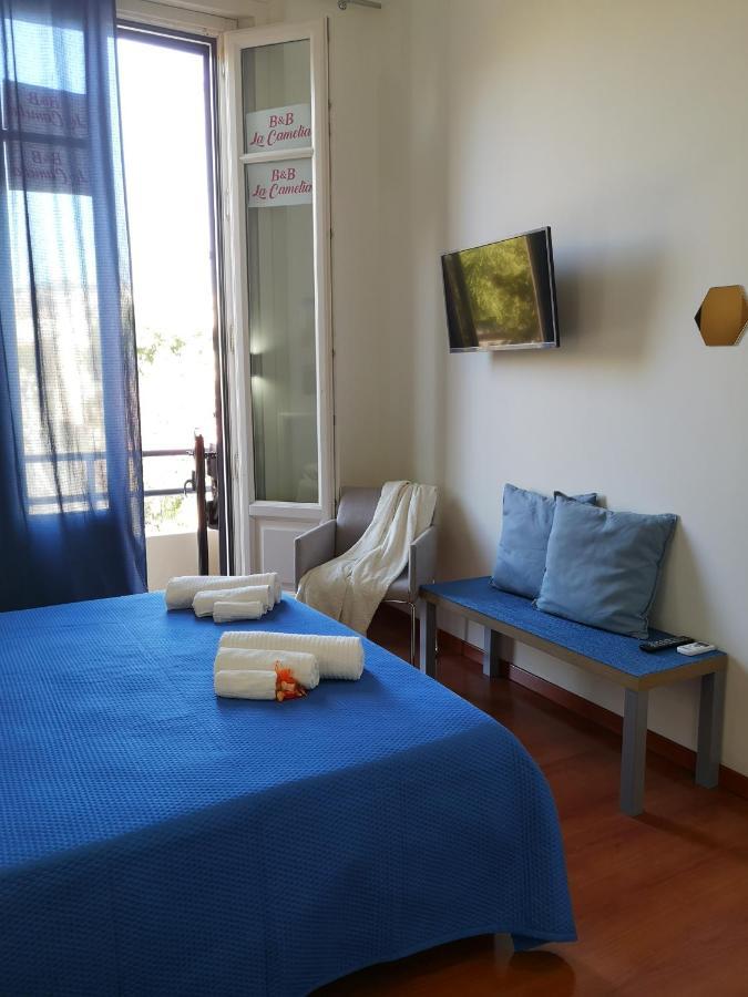 מסינה La Camelia B&B מראה חיצוני תמונה